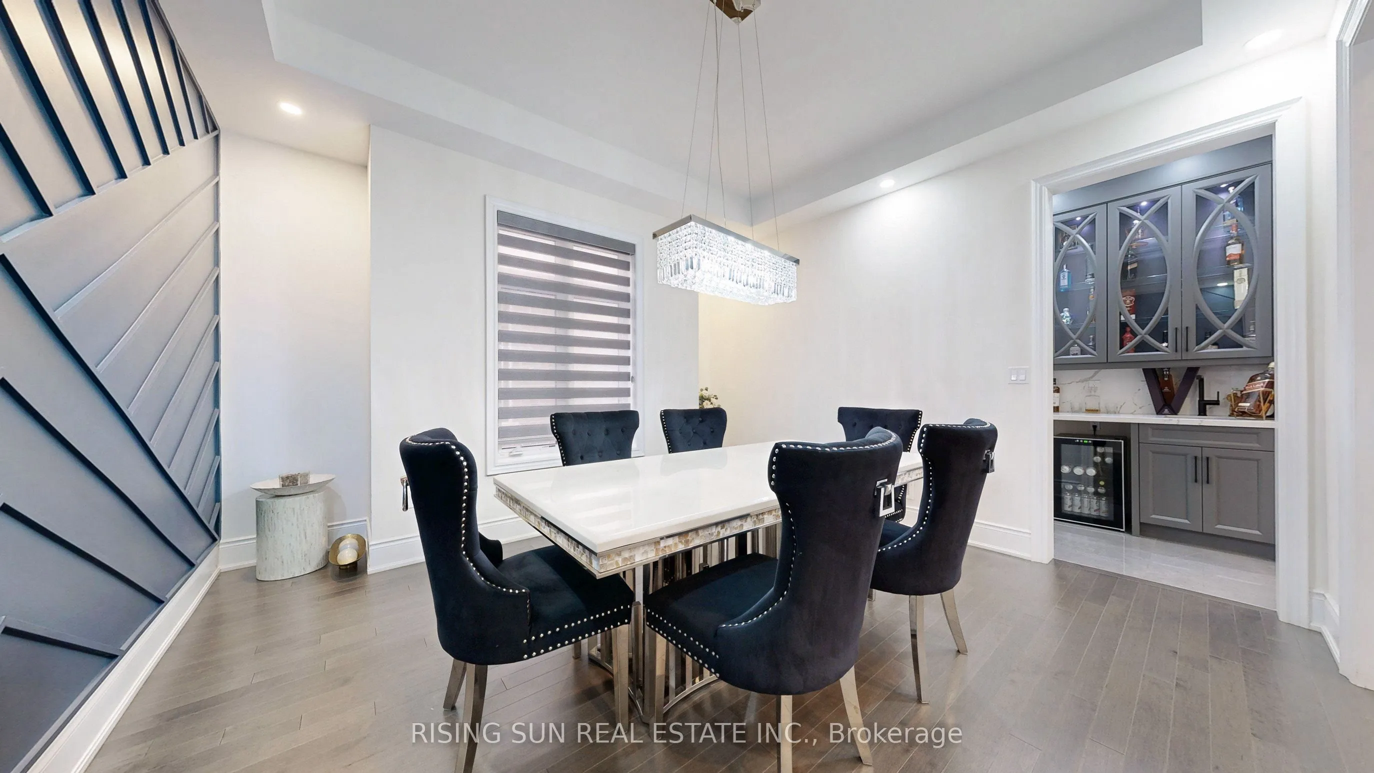 37 Midmorning Road, ON L6X 5R5