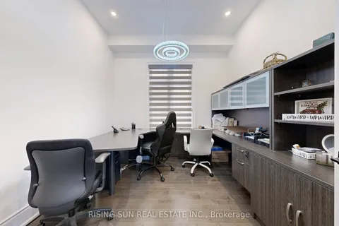 37 Midmorning Road, ON L6X 5R5