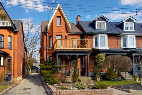 52 Fern Avenue, ON M6R 1K1