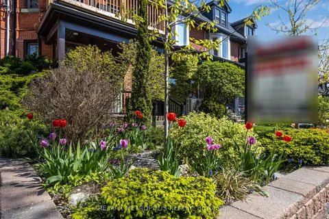 52 Fern Avenue, ON M6R 1K1
