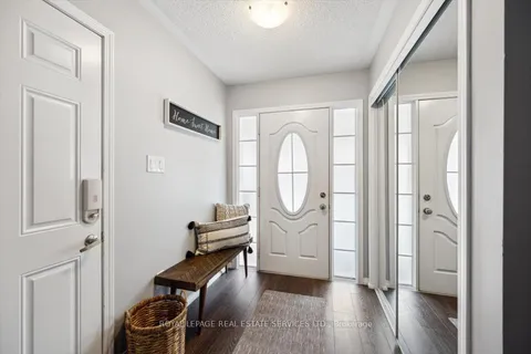 922 Brassard Circle, ON L9T 8E3