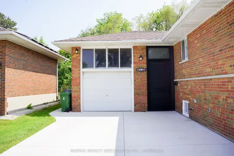 52 Robinglade Drive, ON M9B 2R1