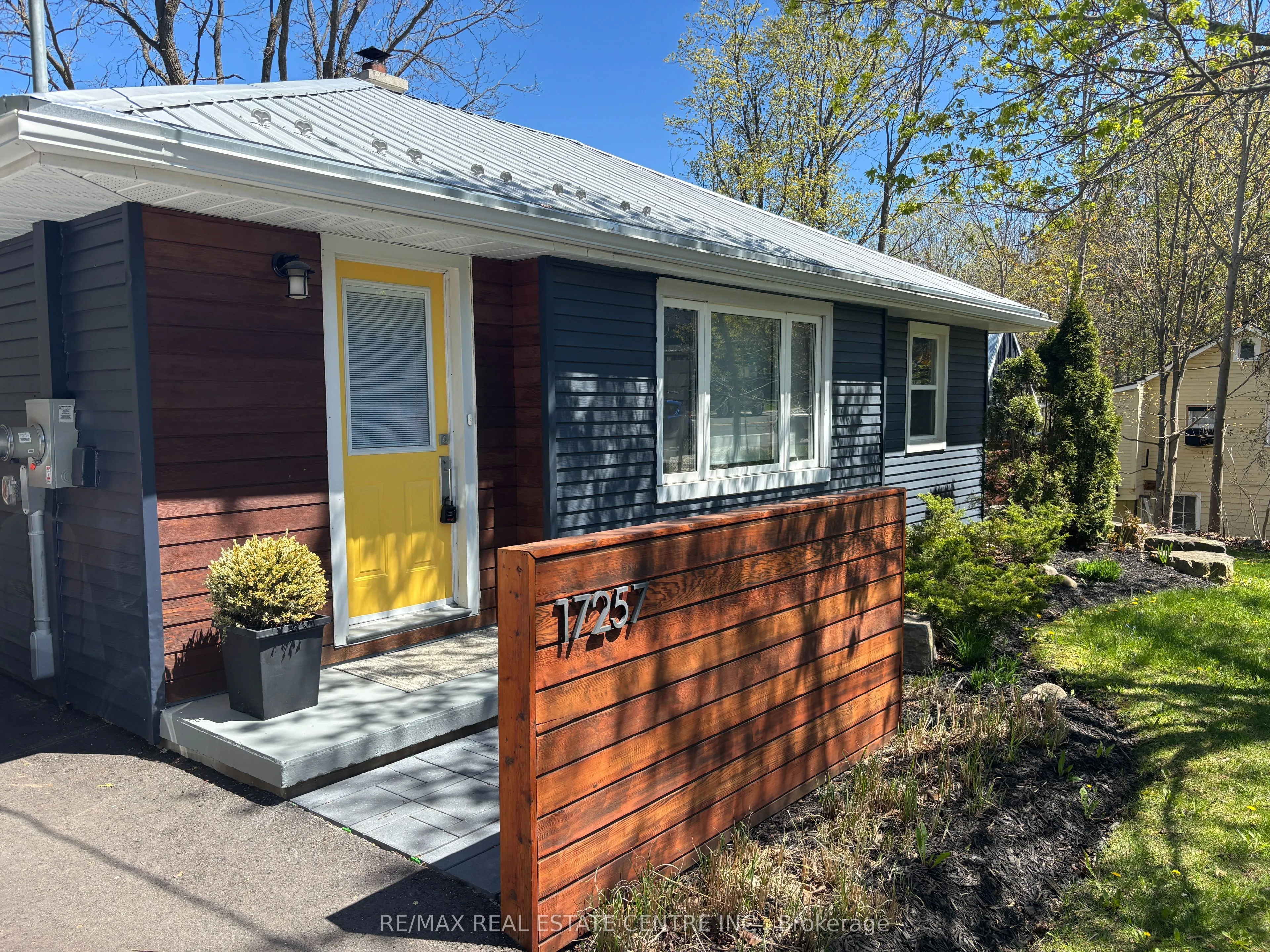 17257 Old Main Street, ON L7K 0E6
