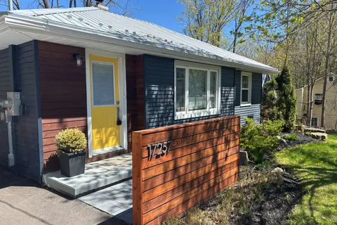 17257 Old Main Street, ON L7K 0E6