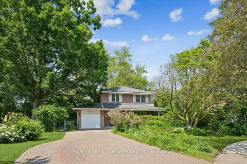 2655 Bushland Crescent, ON L5J 1X8