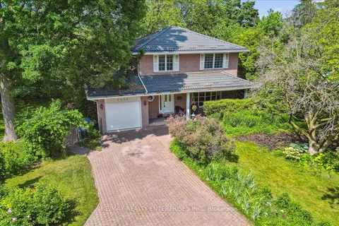 2655 Bushland Crescent, ON L5J 1X8