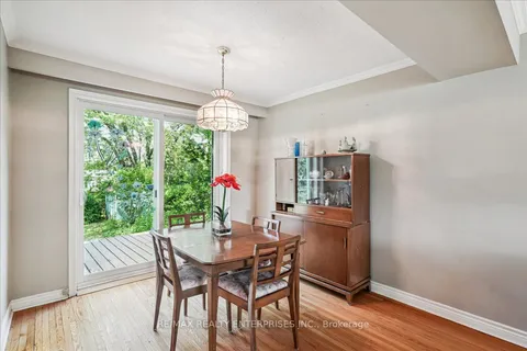 2655 Bushland Crescent, ON L5J 1X8