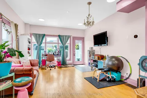 27 Lindner Street, ON M6N 1B1