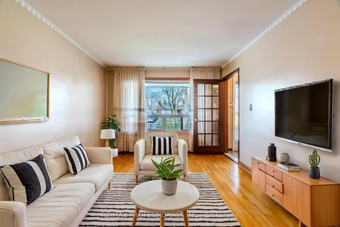 45 Chartwell Road, ON M8Z 4E9