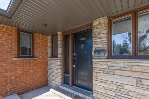 1333 Wateska Boulevard, ON L5H 2R1