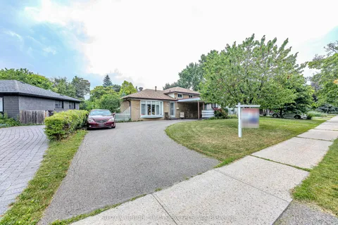24 Vanderbrent Crescent, ON M9R 3W8