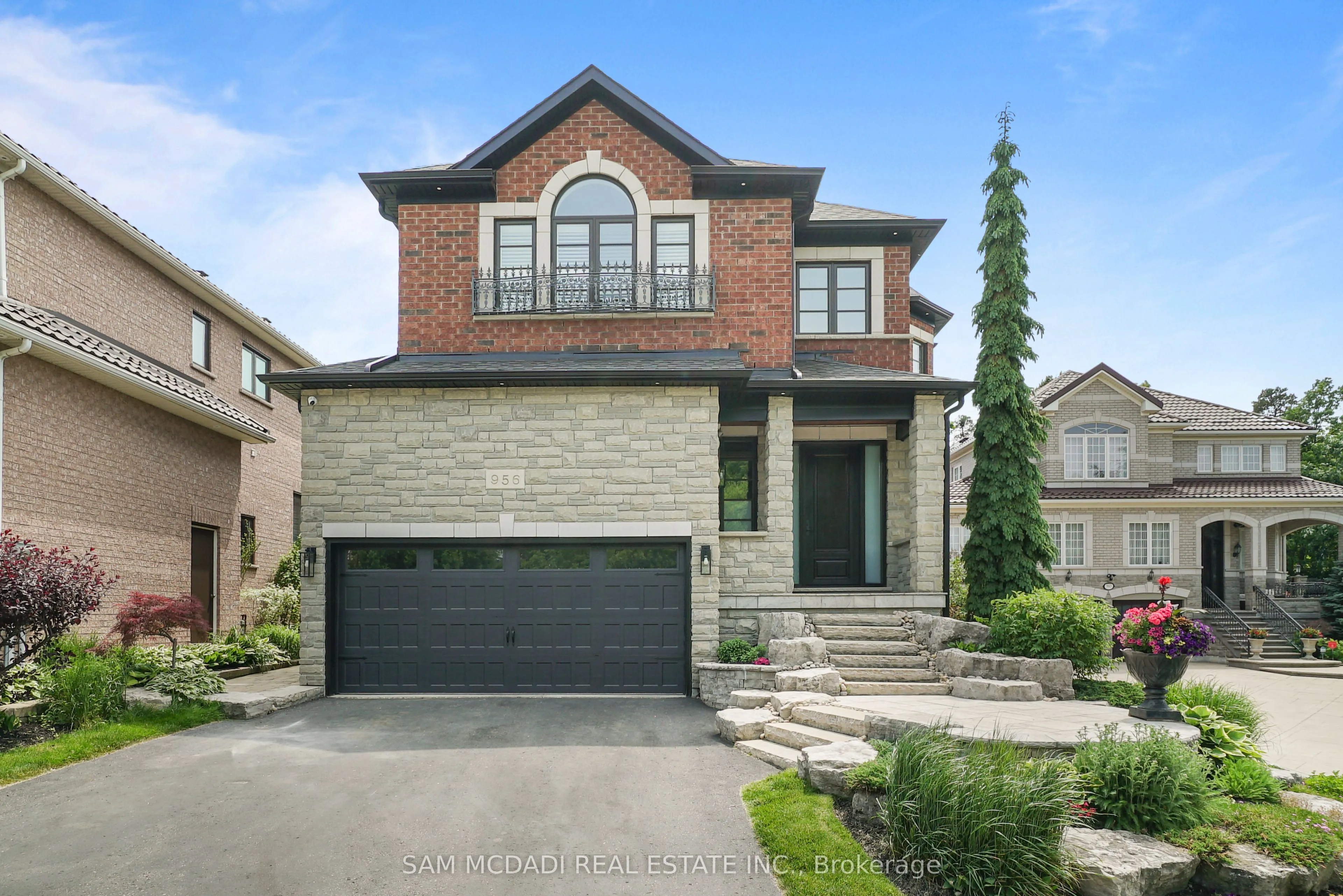 956 Sombrero Way, ON L5W 1S9