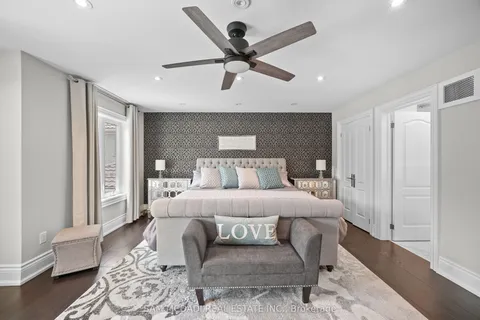 956 Sombrero Way, ON L5W 1S9