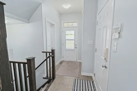 44 Dredge Court, ON L9T 8T1