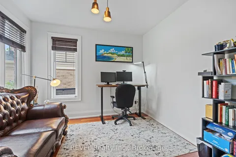 401 Schreyer Crescent, ON L9T 7T2