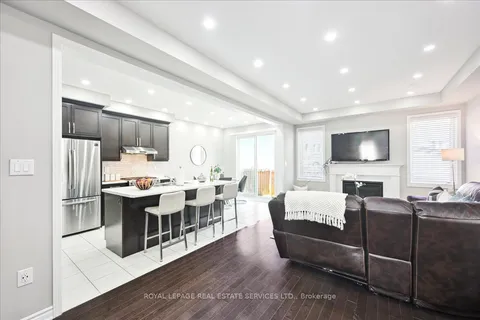 1335 Rose Way, ON L9E 1M5