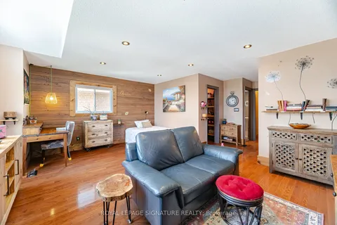 5448 Razorbill Court, ON L5V 2C9