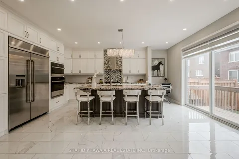 1407 Buckthorn Gardens, ON L9E 1P9