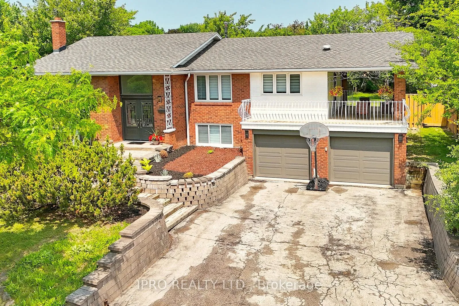 2101 Parkway Drive, ON L7P 1S5