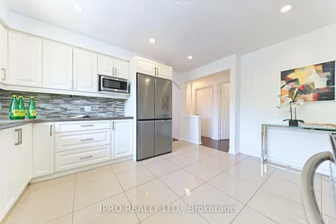 2101 Parkway Drive, ON L7P 1S5