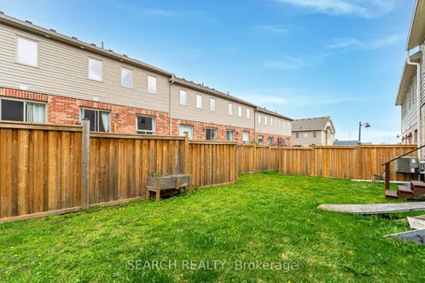 124 Parkinson Crescent, ON L9W 6X3