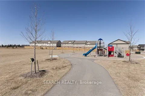 124 Parkinson Crescent, ON L9W 6X3