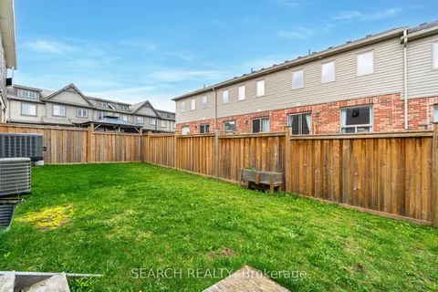 124 Parkinson Crescent, ON L9W 6X3