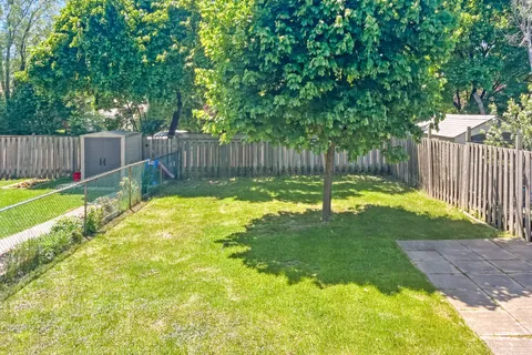 3485 Oakglade Crescent, ON L5C 1X4