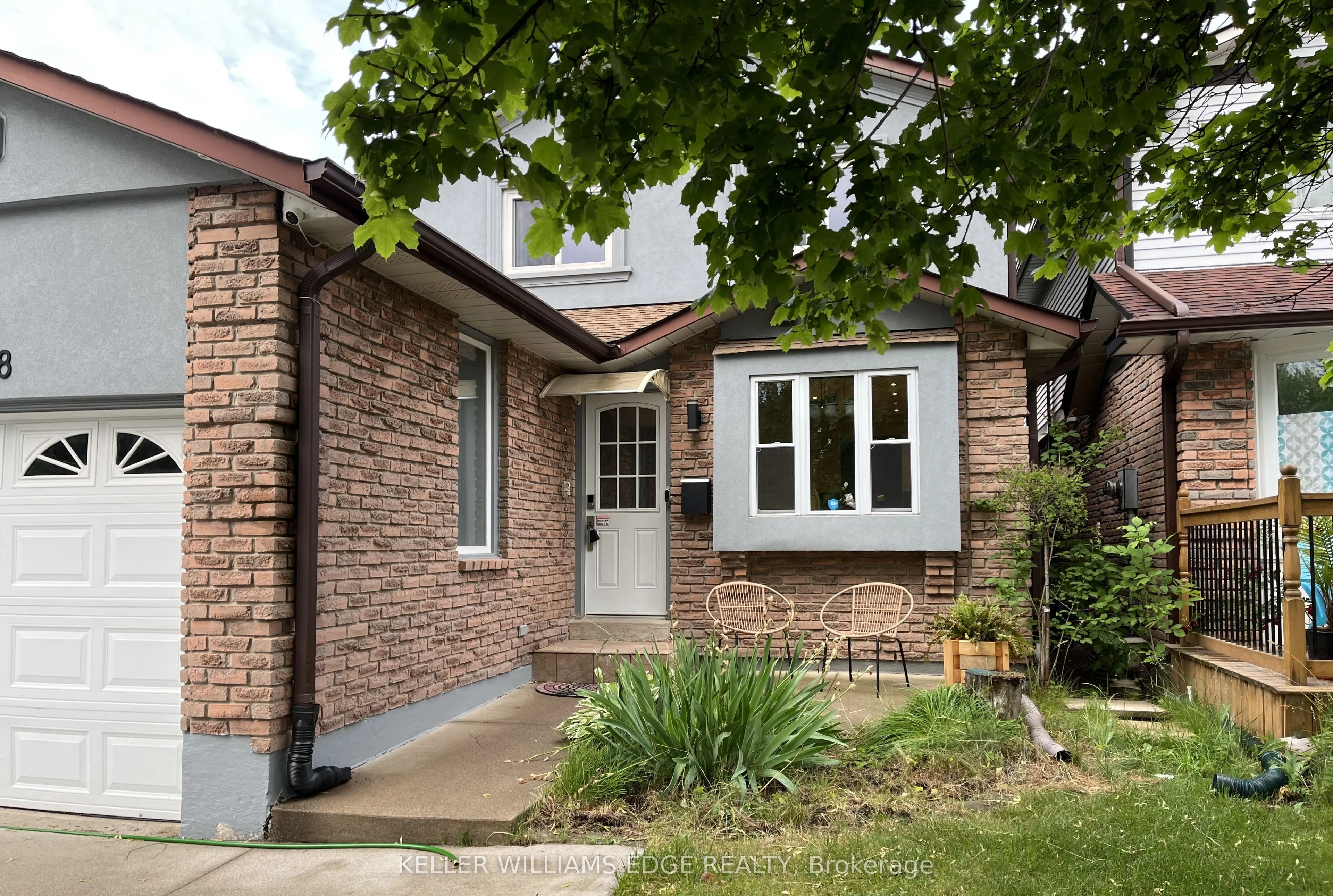 2338 Malcolm Crescent, ON L7P 4H4