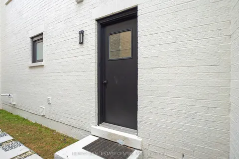 2666 Burnford Trail, ON L5M 5E1