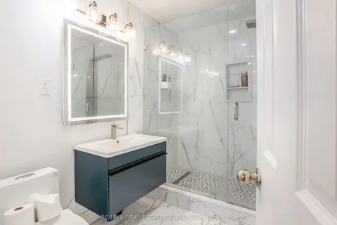 2666 Burnford Trail, ON L5M 5E1