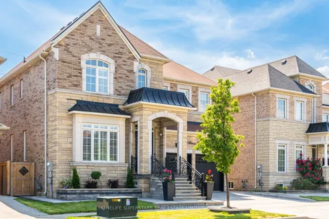 28 Adrian Crescent, ON L6X 5M6