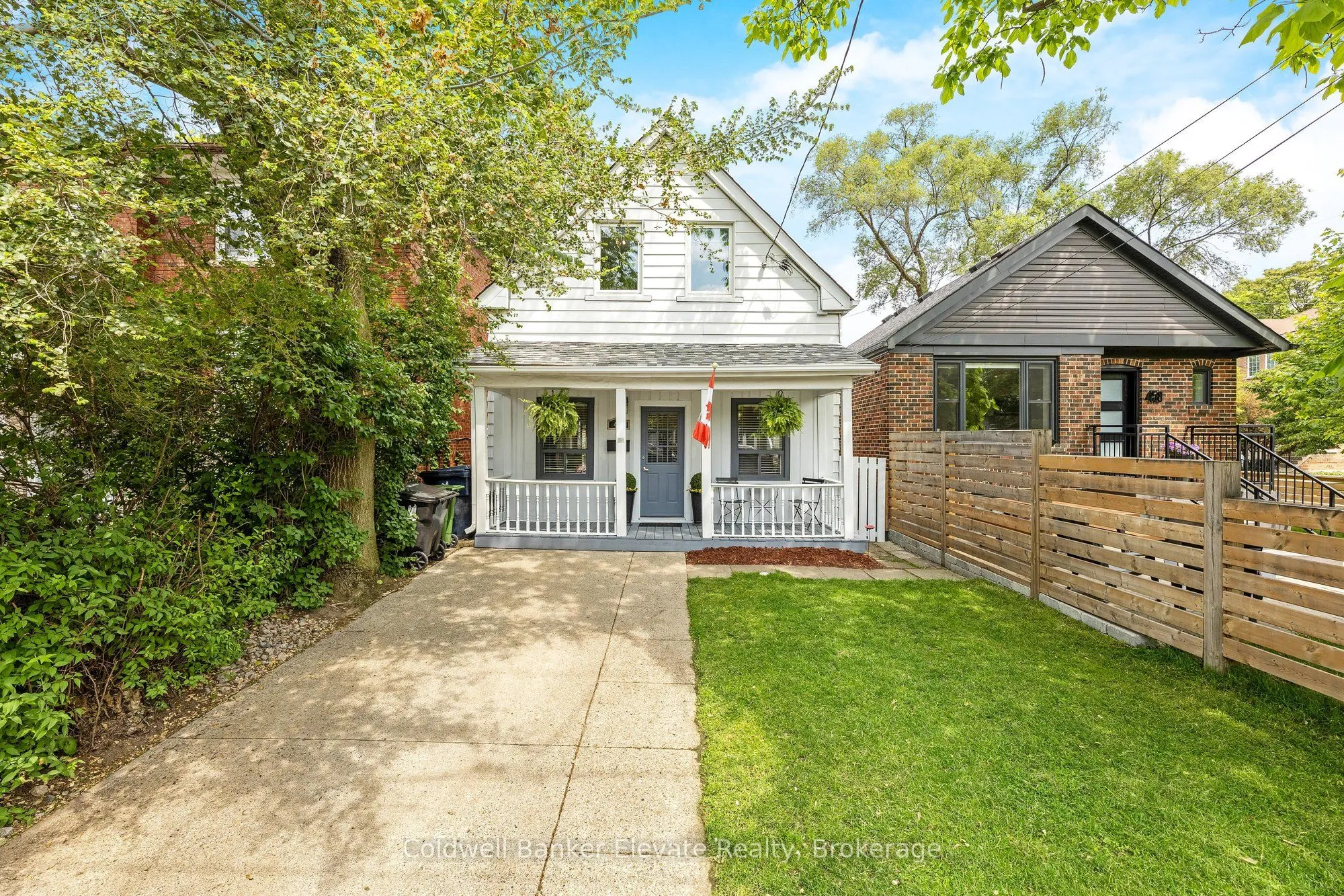 460 St John's Road, ON M6S 2L3