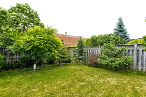 2088 Redstone Crescent, ON L6M 5B1