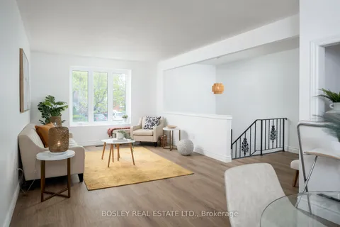 1105 Mississauga Valley Boulevard, ON L5A 2A1