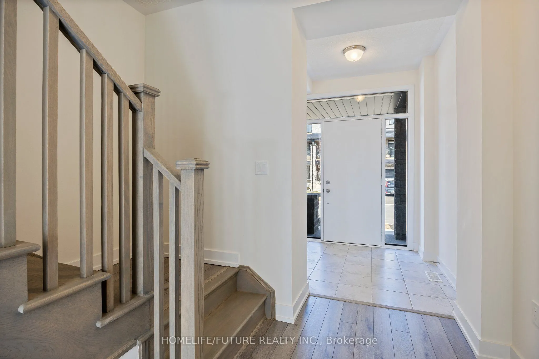 1540 Labine Point, ON L9T 7E7