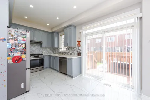 682 Megson Terrace, ON L9T 8K4