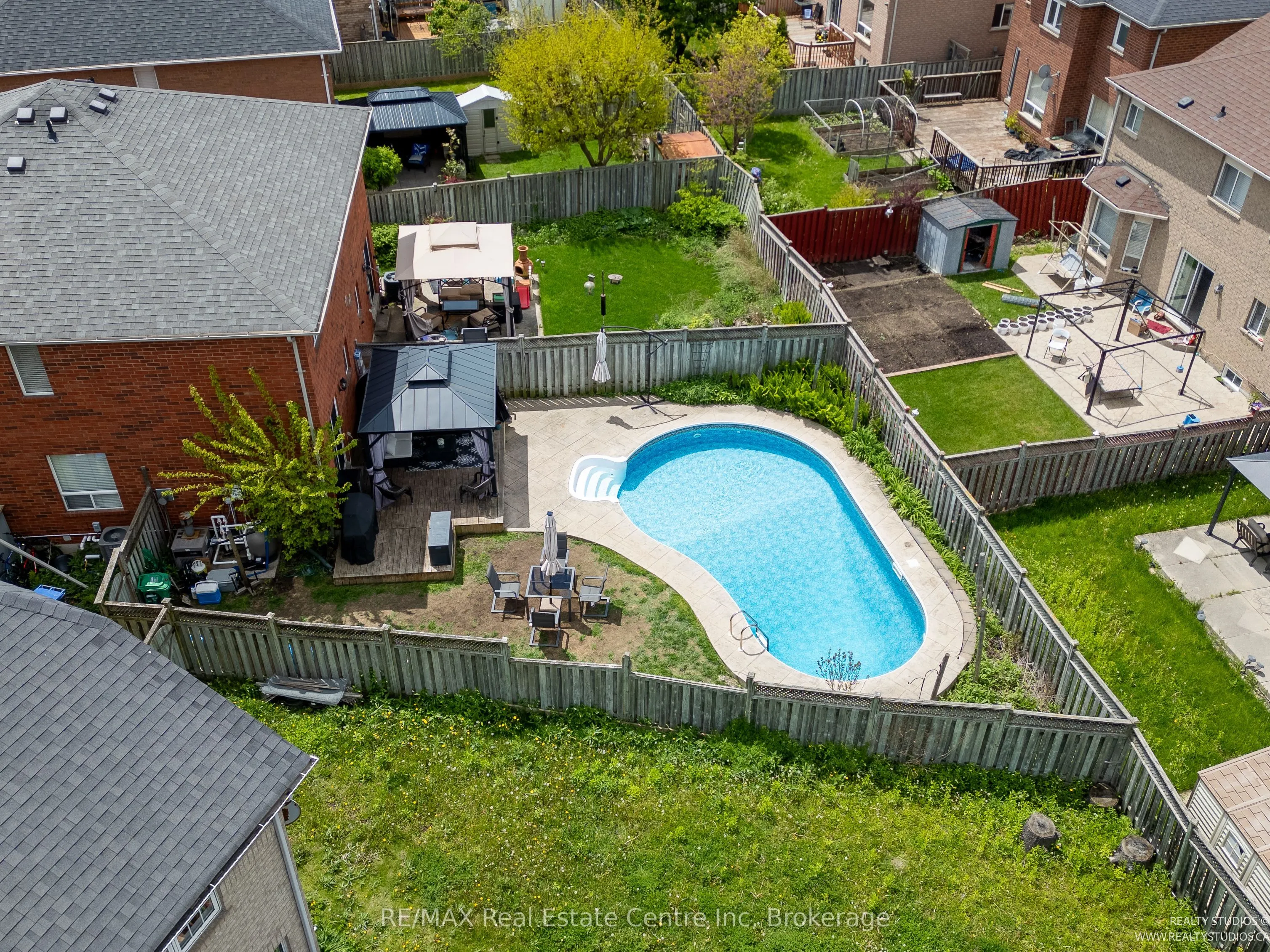 52 Melissa Court, ON L6X 4X1