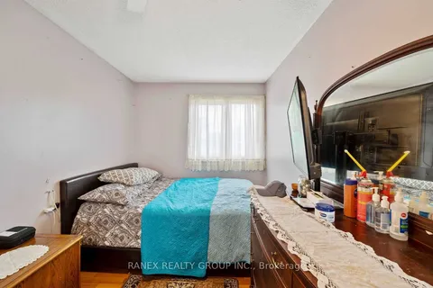 36 Haley Court, ON L6S 1N6