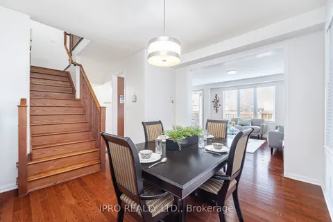 1047 Savoline Boulevard, ON L9T 8P2