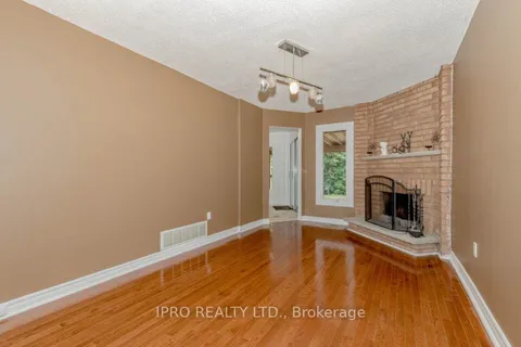 5118 Cree Lane, ON L4Z 3B4