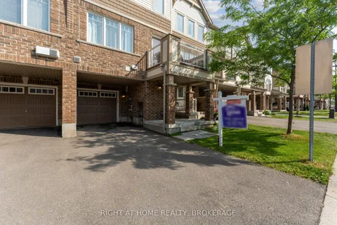 1137 Duignan Crescent, ON L9E 1C3