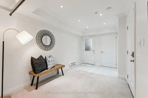 1137 Duignan Crescent, ON L9E 1C3