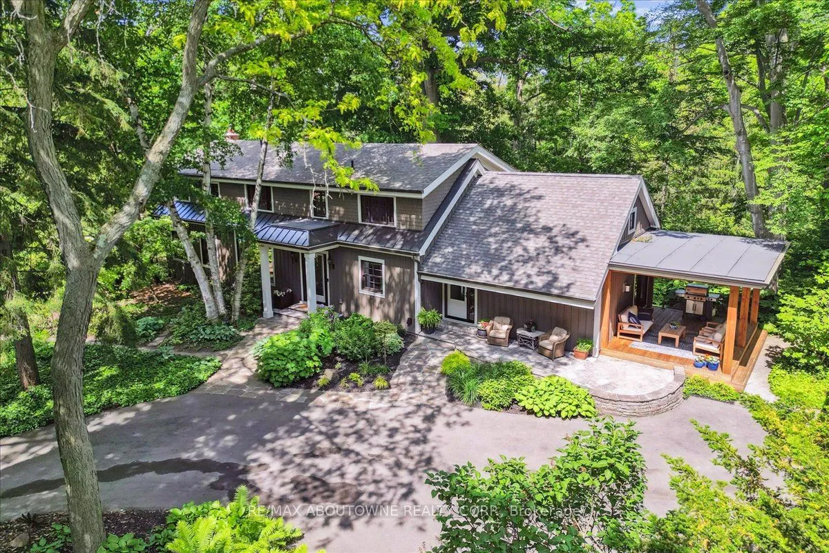 5031 Lakeshore Road, ON L7L 1B7
