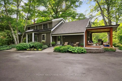 5031 Lakeshore Road, ON L7L 1B7