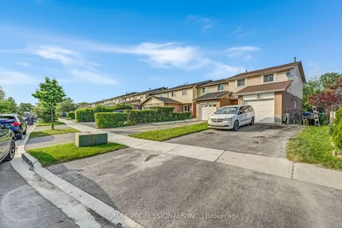 44 Skegby Road, ON L6V 2T9