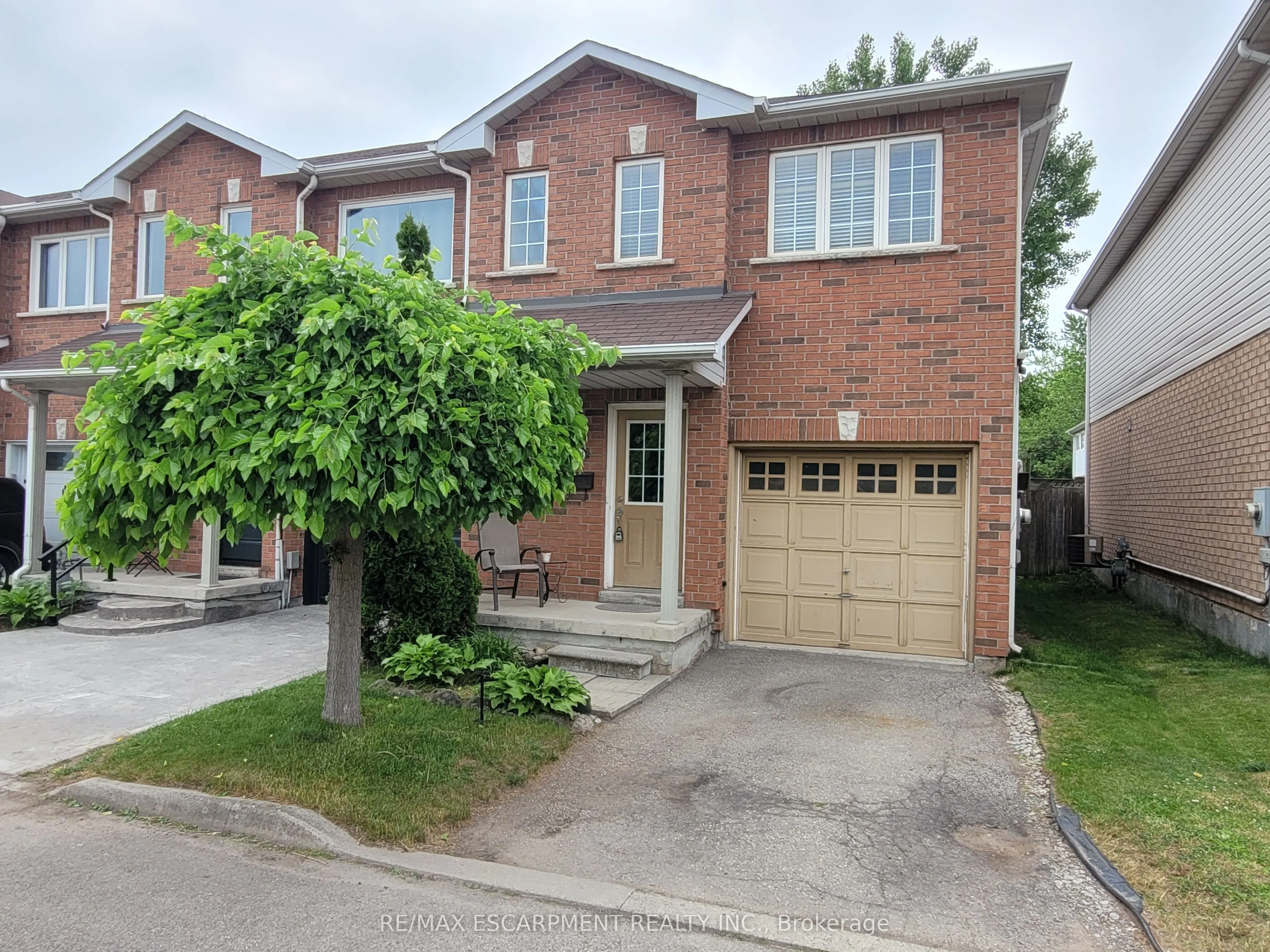 4324 FAIRVIEW Street, ON L7L 7A2