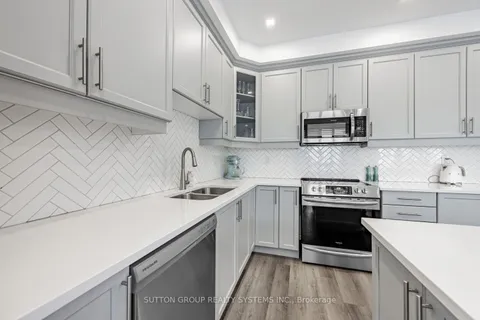 966 Cherry Court, ON L9E 1P8