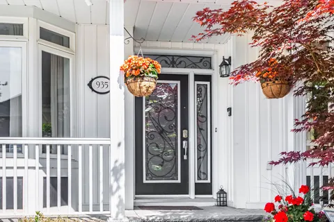935 Gaslight Way, ON L5W 1A4