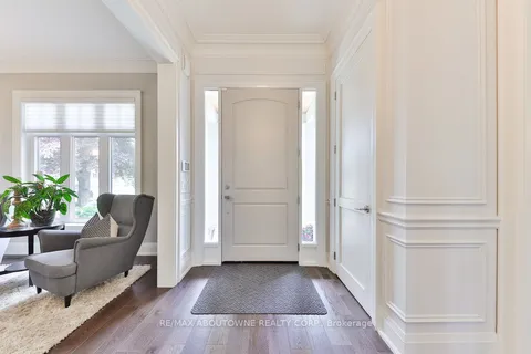 408 Saville Crescent, ON L6L 3T8
